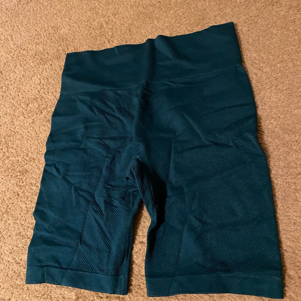 Ribbed Biker Shorts